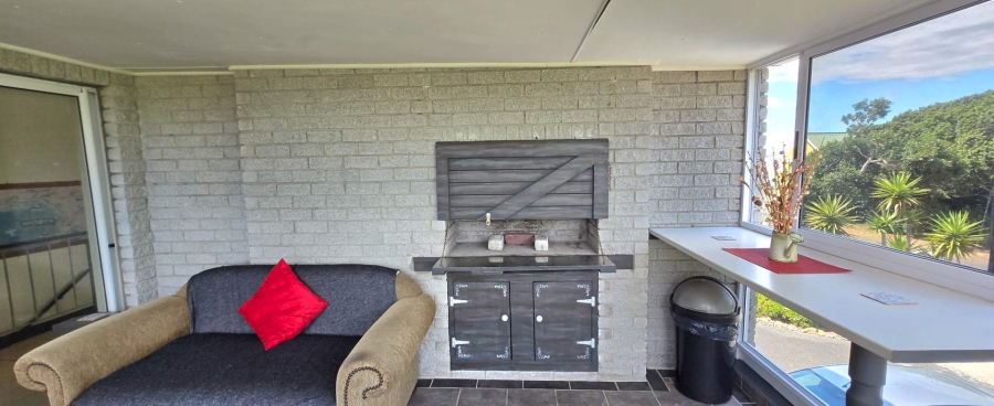 3 Bedroom Property for Sale in Kleinbaai Western Cape